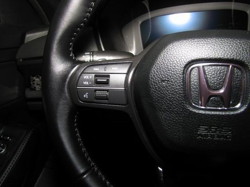 Used 2023 Honda Accord Sport image 5