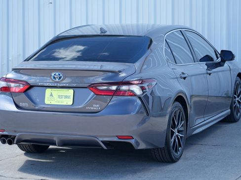 Used 2022 Toyota Camry SE image 47