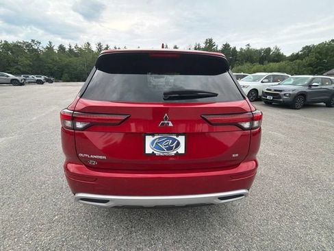 Used 2024 Mitsubishi Outlander SE AWD/4WD image 5
