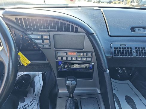 Used 1990 Chevrolet Corvette Convertible image 21