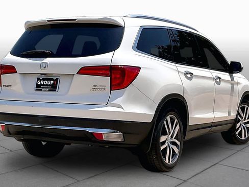 Used 2016 Honda Pilot Elite image 13