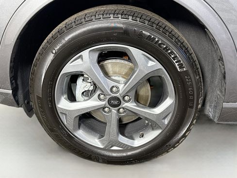 Used 2024 Ford Escape ST-Line Select image 38