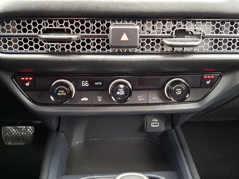 Certified 2023 Honda HR-V Sport image 15