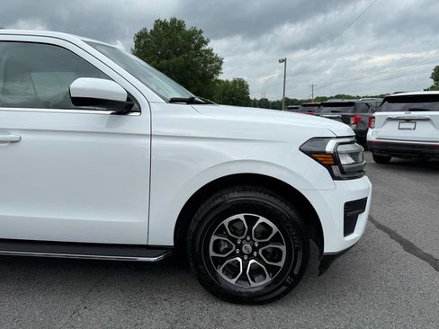 Used 2023 Ford Expedition XLT AWD/4WD image 43