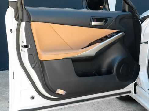 Used 2018 Lexus IS 300 AWD w/ Premium Package image 49