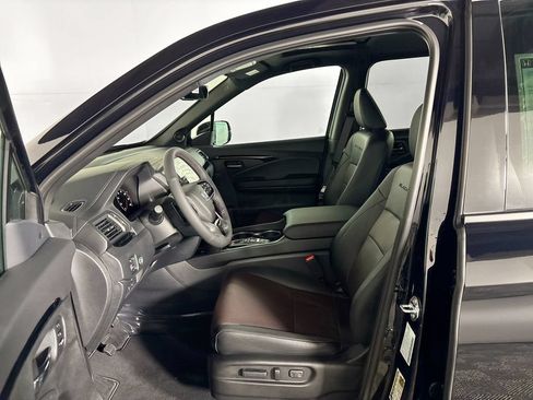 New 2026 Honda Ridgeline Black Edition image 11