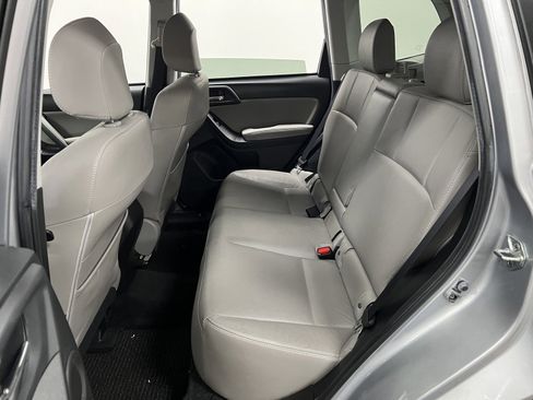 Used 2015 Subaru Forester 2.5i Touring w/ Popular Package #2 image 12