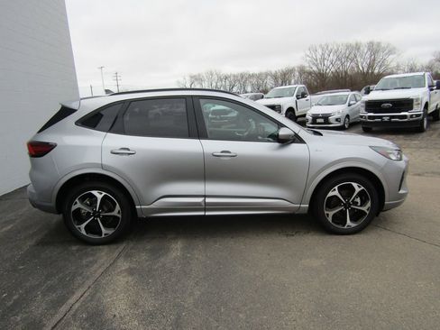 Used 2023 Ford Escape ST-Line Select w/ Tech Pack #2 image 8