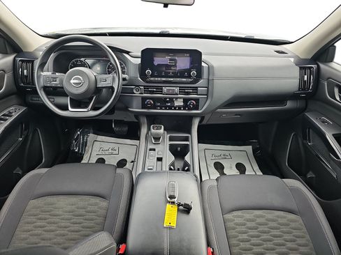 Used 2024 Nissan Pathfinder S w/ Cargo Package FWD image 10