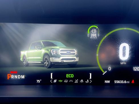 Used 2022 Ford F150 Lariat w/ Trailer Tow Package image 32