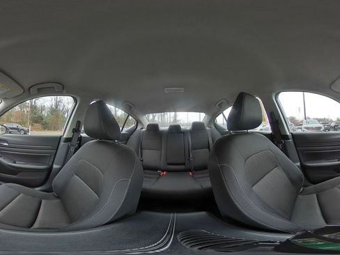 Used 2025 Nissan Altima 2.5 SV image 41