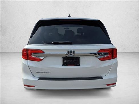 Used 2018 Honda Odyssey EX image 7