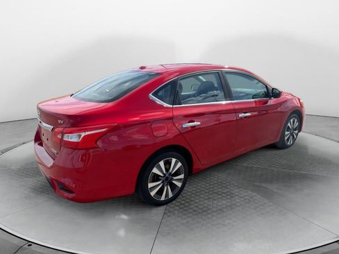 Used 2019 Nissan Sentra SV w/ Special Edition Package FWD image 5
