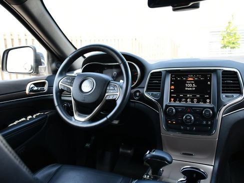 Used 2015 Jeep Grand Cherokee Limited AWD/4WD image 30