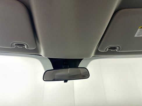 Used 2017 RAM 1500 Express image 23