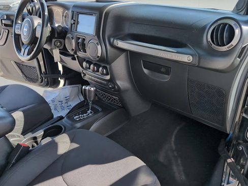 Used 2014 Jeep Wrangler Unlimited Sport w/ Quick Order Package 24S image 28