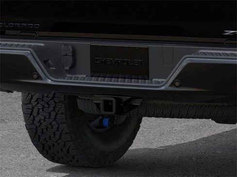 New 2026 Chevrolet Colorado ZR2 w/ Technology Package image 14