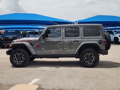 Used 2023 Jeep Wrangler Unlimited Rubicon w/ Cold Weather Group AWD/4WD image 3