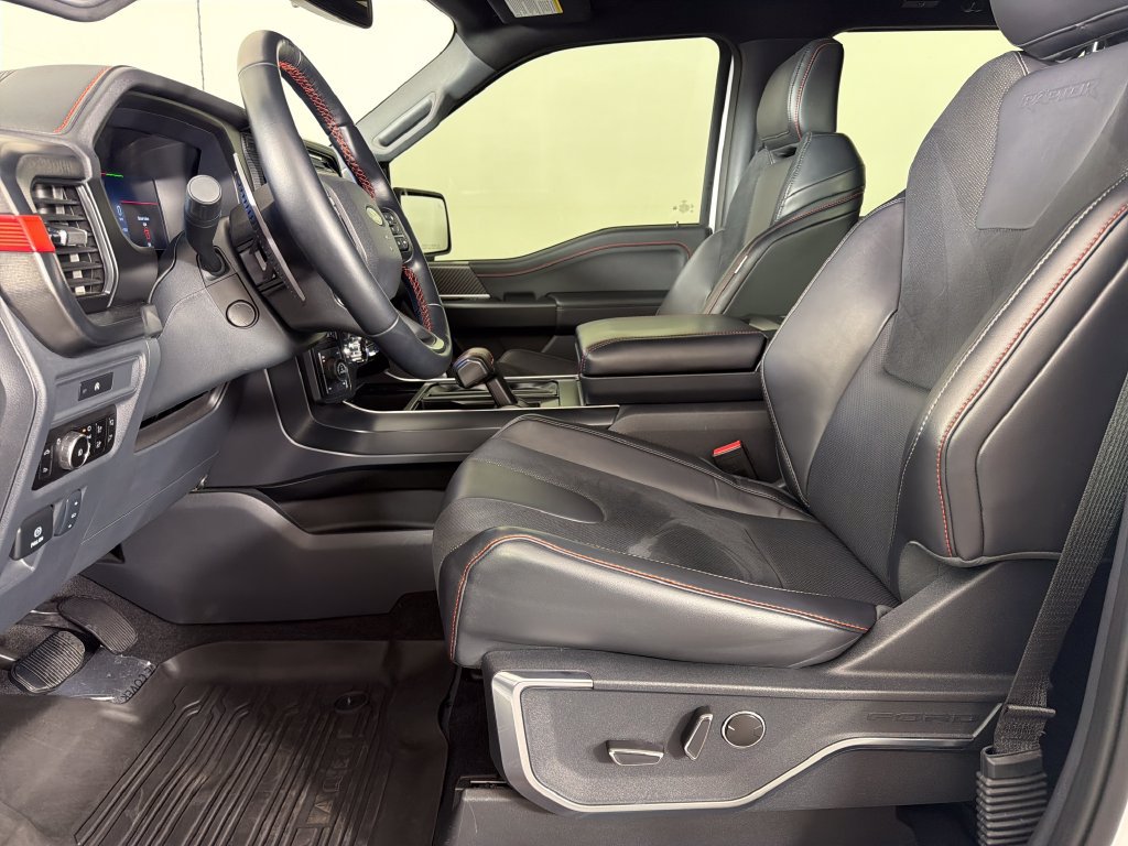 Used 2025 Ford F150 Raptor AWD/4WD image 20