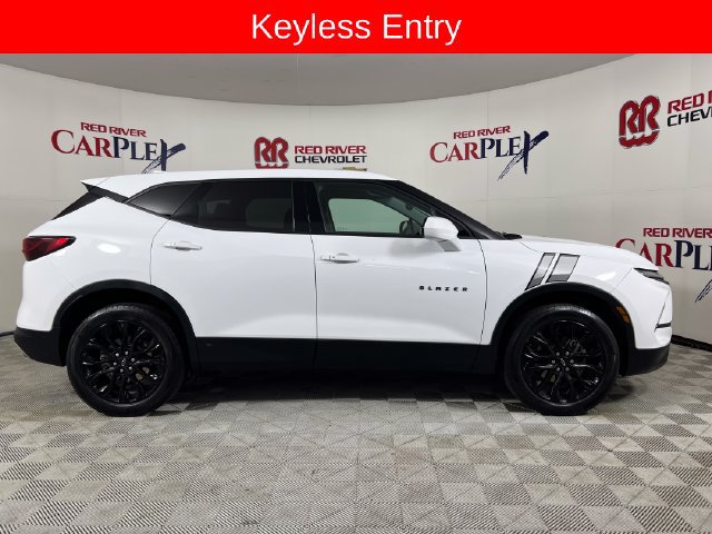 Used 2023 Chevrolet Blazer LT w/ LPO, Black Sport Package FWD image 9
