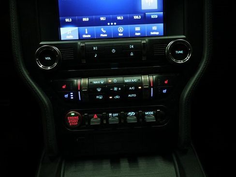 Used 2022 Ford Mustang Shelby GT500 w/ Technology Package image 97