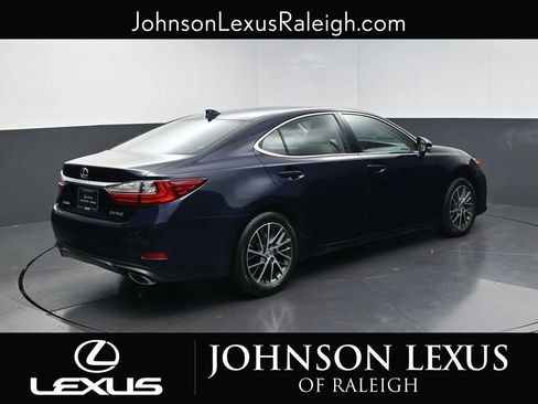Used 2018 Lexus ES 350 w/ Luxury Package w/Wood Trim FWD image 9