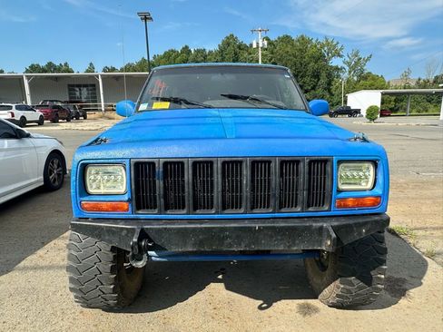 Used 2001 Jeep Cherokee Sport image 2