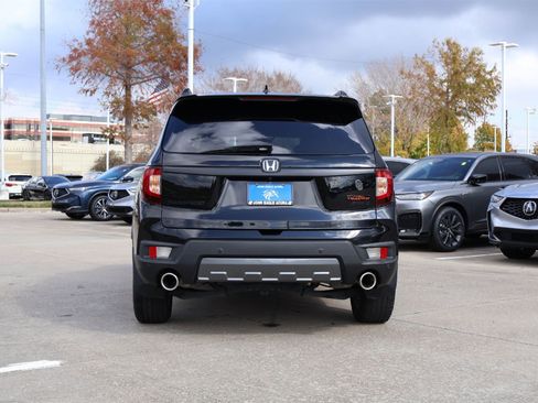 Used 2023 Honda Passport TrailSport image 5
