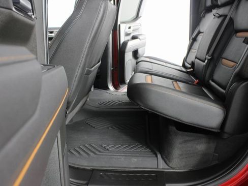 Used 2025 GMC Sierra 1500 AT4 w/ AT4 Premium Package image 22