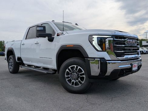 New 2026 GMC Sierra 2500 SLE w/ SLE Value Package; AWD/4WD image 1