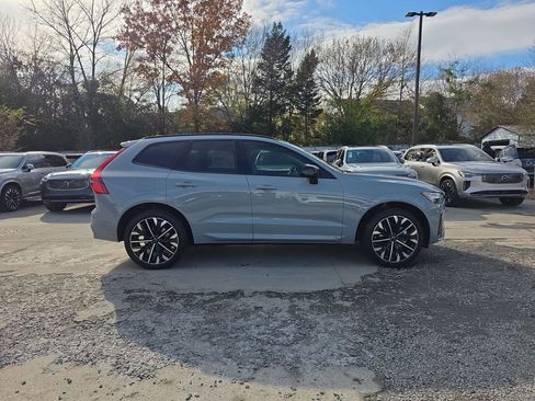 New 2026 Volvo XC60 B5 Ultra w/ Protection Package Premier image 12