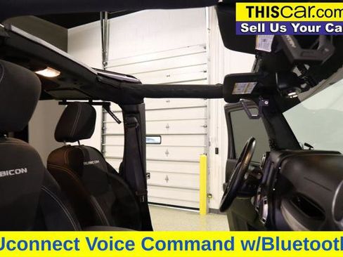 Used 2017 Jeep Wrangler Unlimited Rubicon w/ Connectivity Group image 28