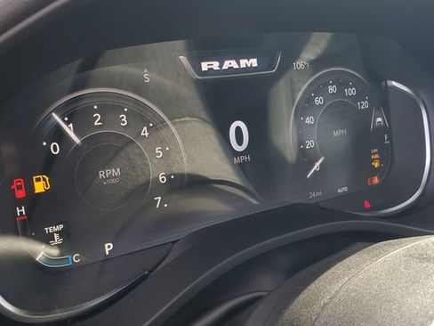 New 2026 RAM 1500 4x4 Crew Cab image 12