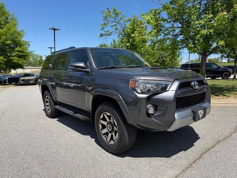 Used 2019 Toyota 4Runner TRD Off-Road Premium AWD/4WD image 4