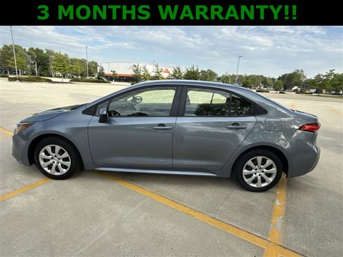 Used 2020 Toyota Corolla LE image 32