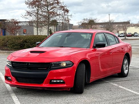 Used 2023 Dodge Charger SXT image 3