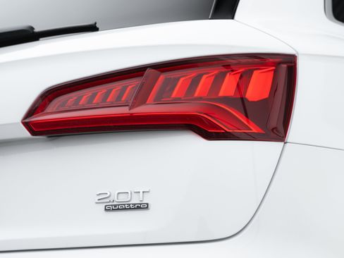 Used 2018 Audi Q5 Prestige w/ Prestige Package image 30