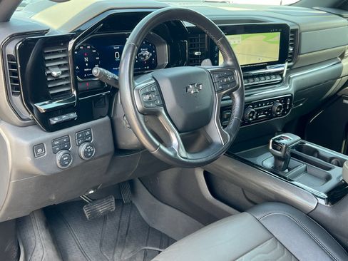 Used 2023 Chevrolet Silverado 1500 ZR2 w/ Technology Package AWD/4WD image 20