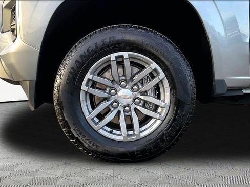 Used 2024 Chevrolet Colorado LT w/ LT Convenience Package image 21