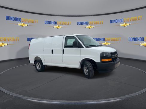 New 2026 Chevrolet Express 2500 w/ Driver Convenience Package RWD image 5