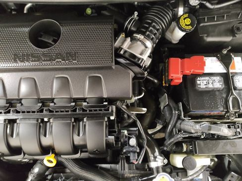 Used 2015 Nissan Sentra SR image 30