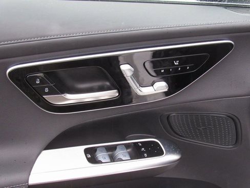 Certified 2025 Mercedes-Benz GLC 300 GLC 300 image 12