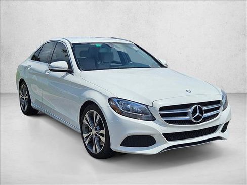 Used 2015 Mercedes-Benz C 300 Sedan image 3