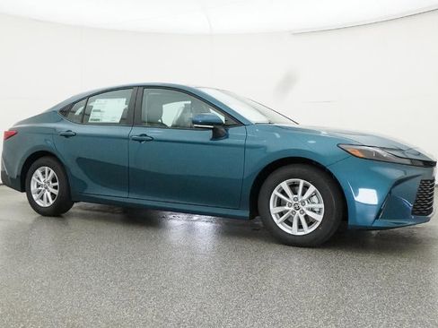 New 2026 Toyota Camry LE image 28