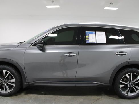 Used 2023 INFINITI QX60 Luxe w/ Vision Package FWD image 6