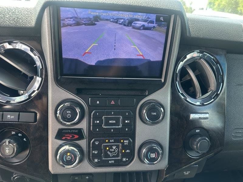 Used 2013 Ford F250 Platinum w/ FX4 Off Road Pkg AWD/4WD image 12