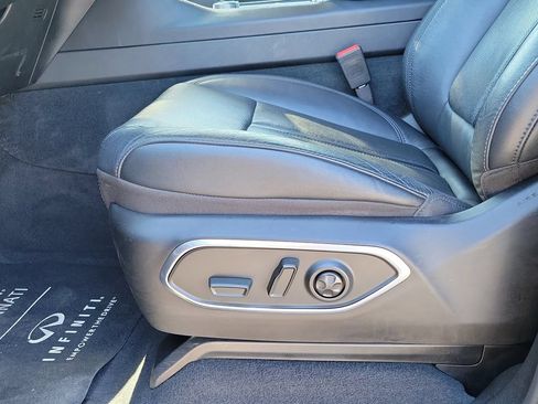 Used 2024 Jeep Wagoneer Series II w/ Flexible Seating Group AWD/4WD image 20