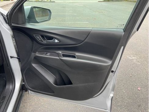 Used 2019 Chevrolet Equinox LT image 21