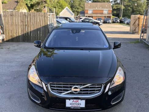Used 2013 Volvo S60 T5 AWD/4WD image 5