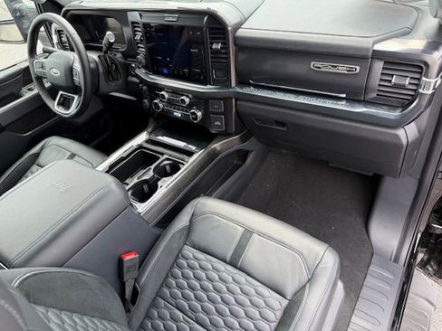 New 2025 Ford F250 Lariat w/ Lariat Ultimate Package image 18